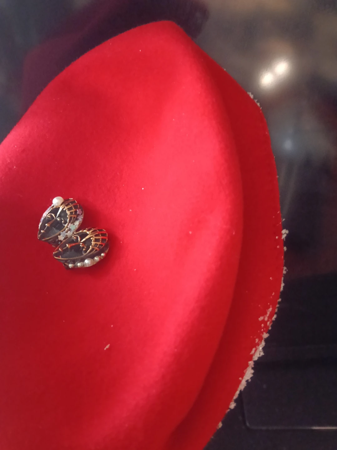 Clip-on Earrings with Pearl and Enamel Accents - photo 4