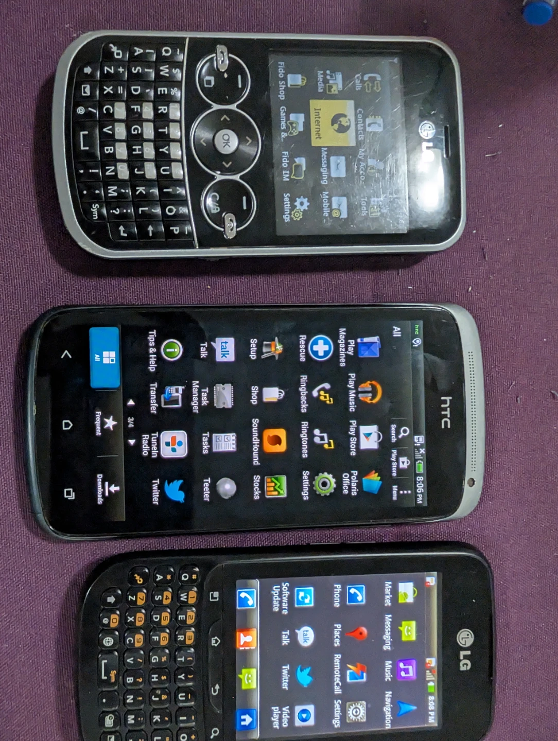 Ultimate Retro Tech Bundle: Working HTC One S & 2x LG QWERTY - photo 3