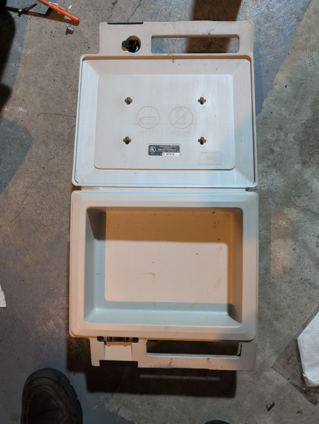 SentrySafe Fire Chest with Key - photo 3
