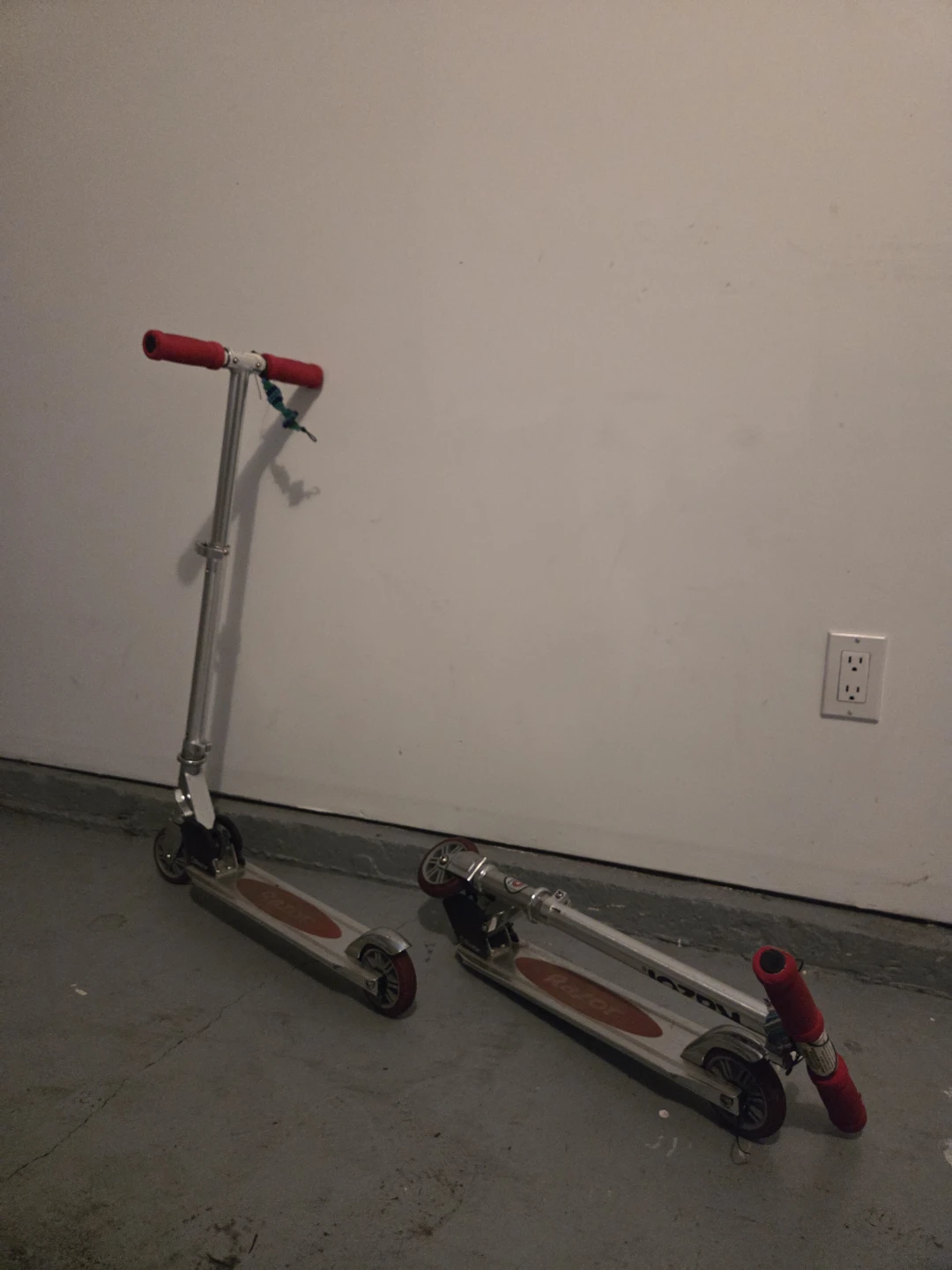 Razor Scooter - Great Condition! - photo 2