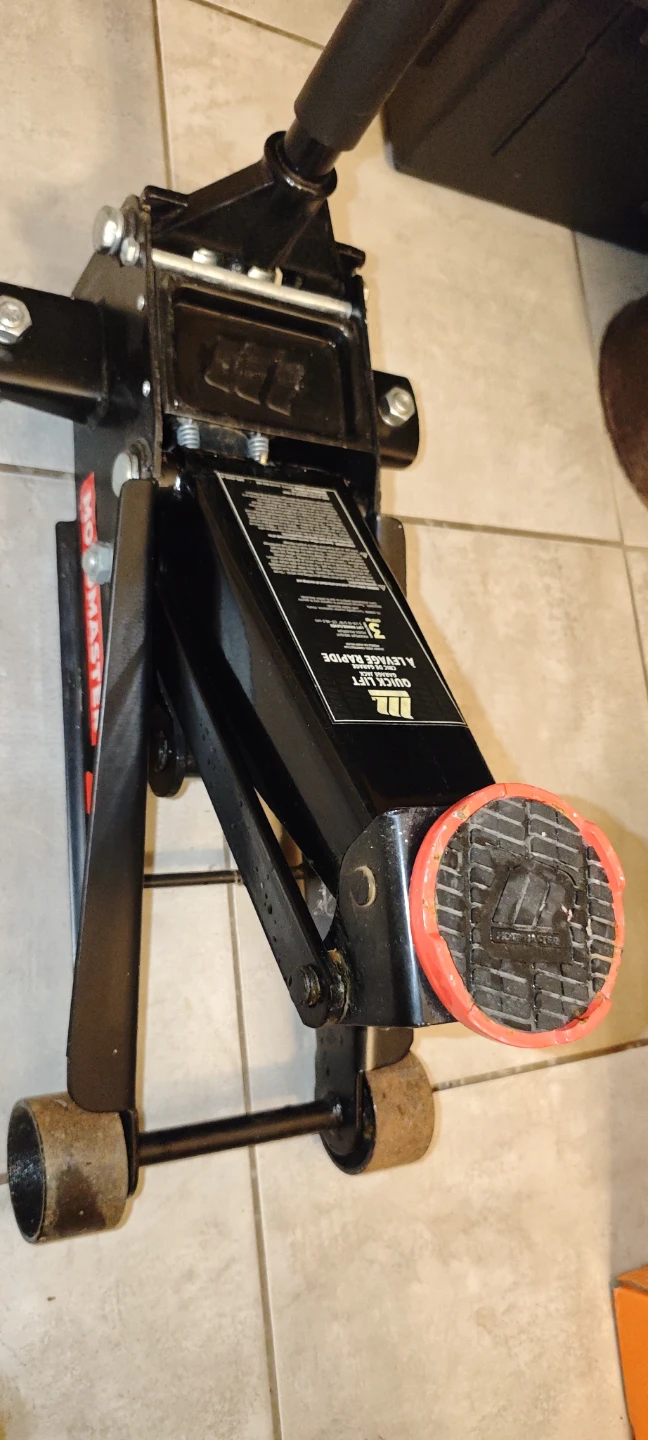 Motomaster Quick Lift Garage Jack - photo 4