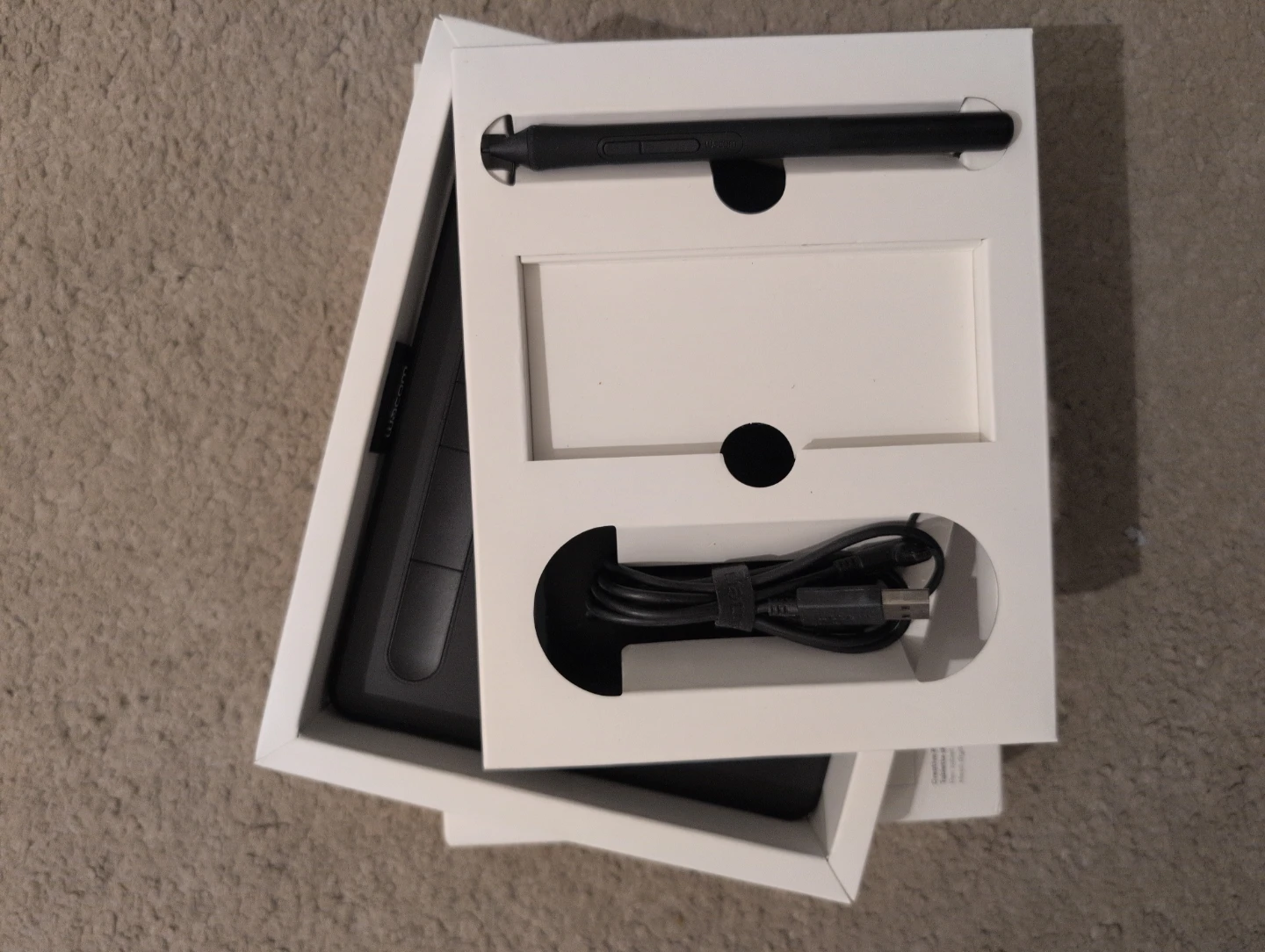 New Wacom Intuos Creative Pen Tablet Small Black - photo 3
