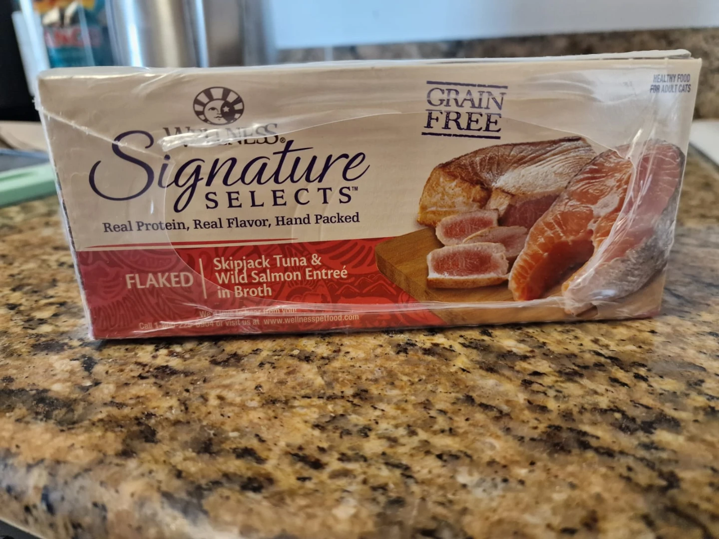 Wellness Signature Selects Tuna & Salmon Cat Food