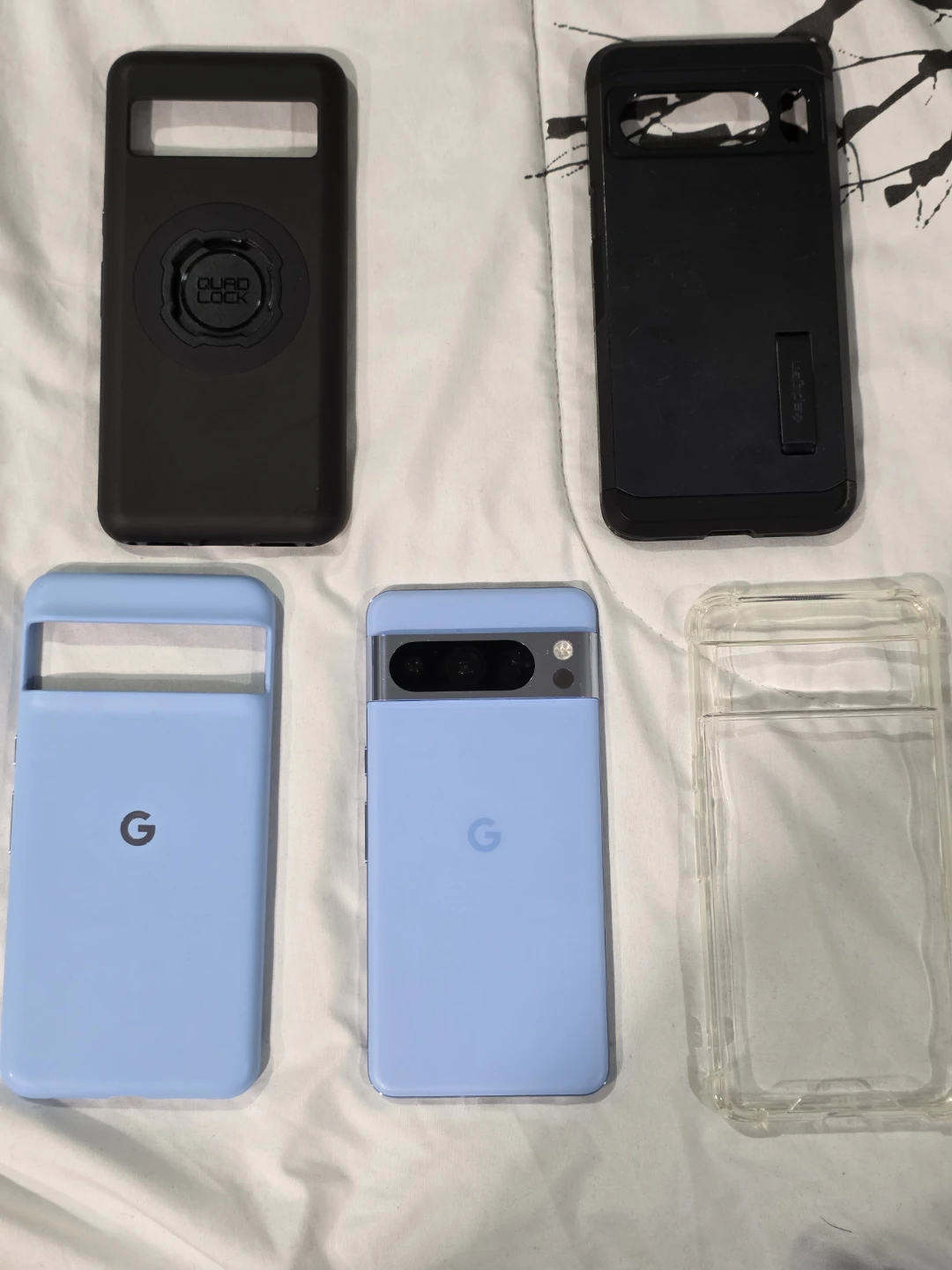 Google Pixel 8 Pro Phone with Cases - photo 2