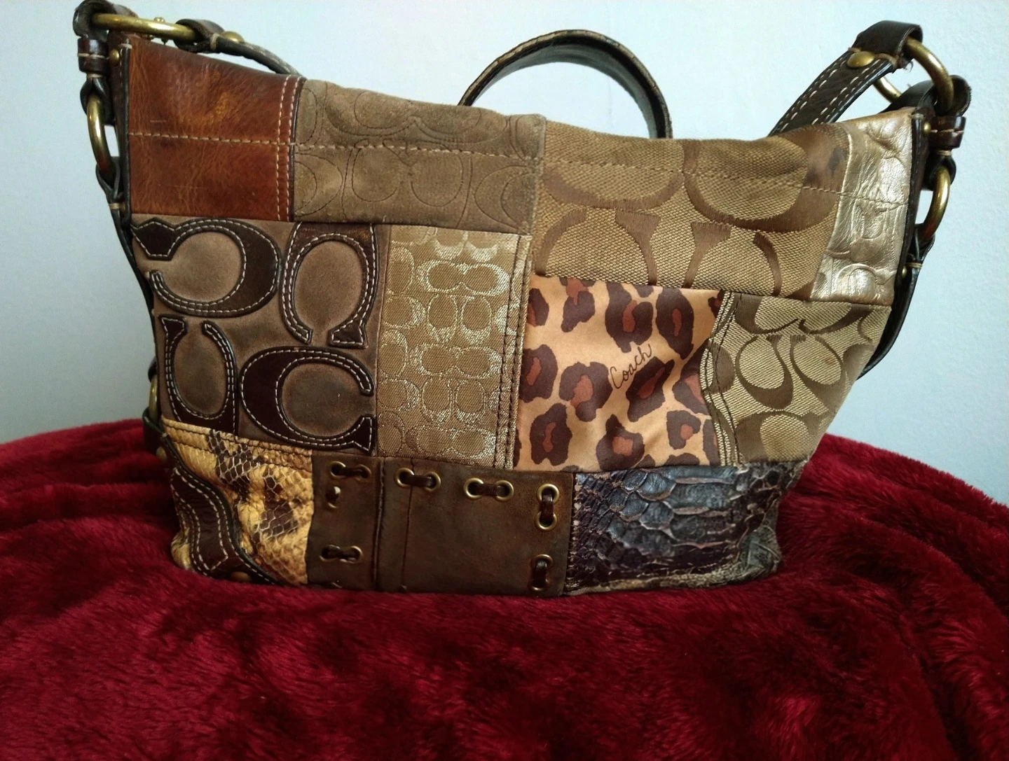 Vintage 2007 Y2K Coach Carly Leopard Patchwork Shoulder Bag - photo 3