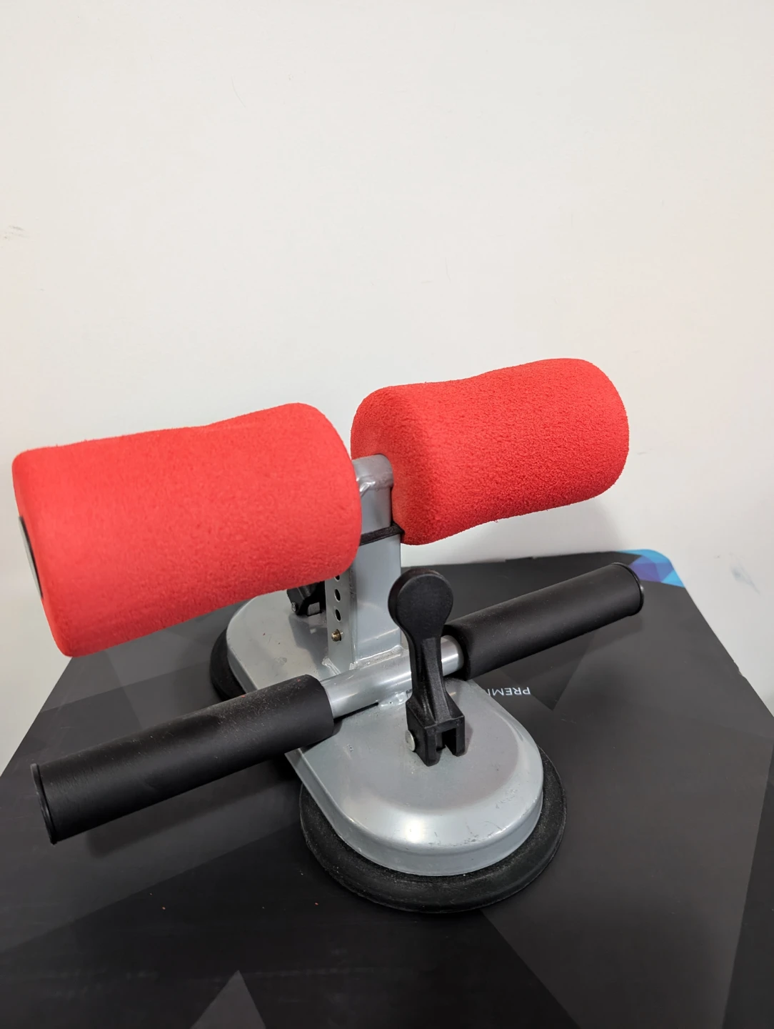 Portable bar with suction cup - photo 2