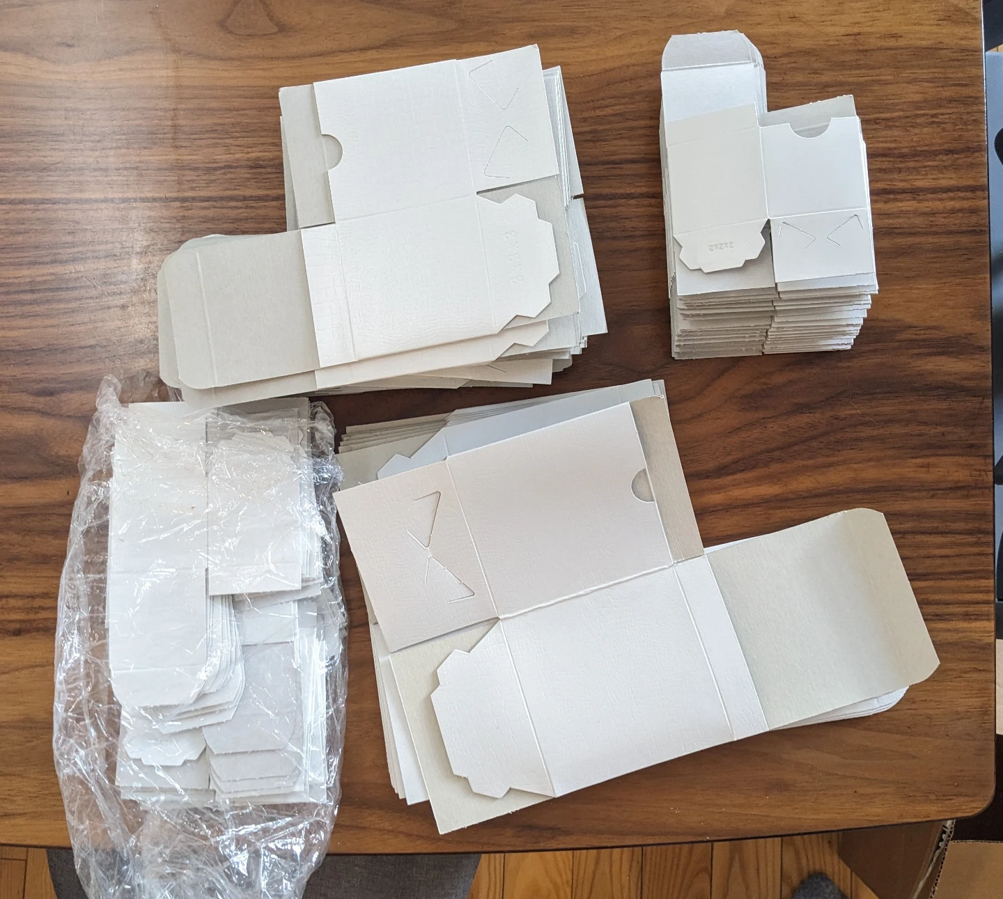 Small gift boxes