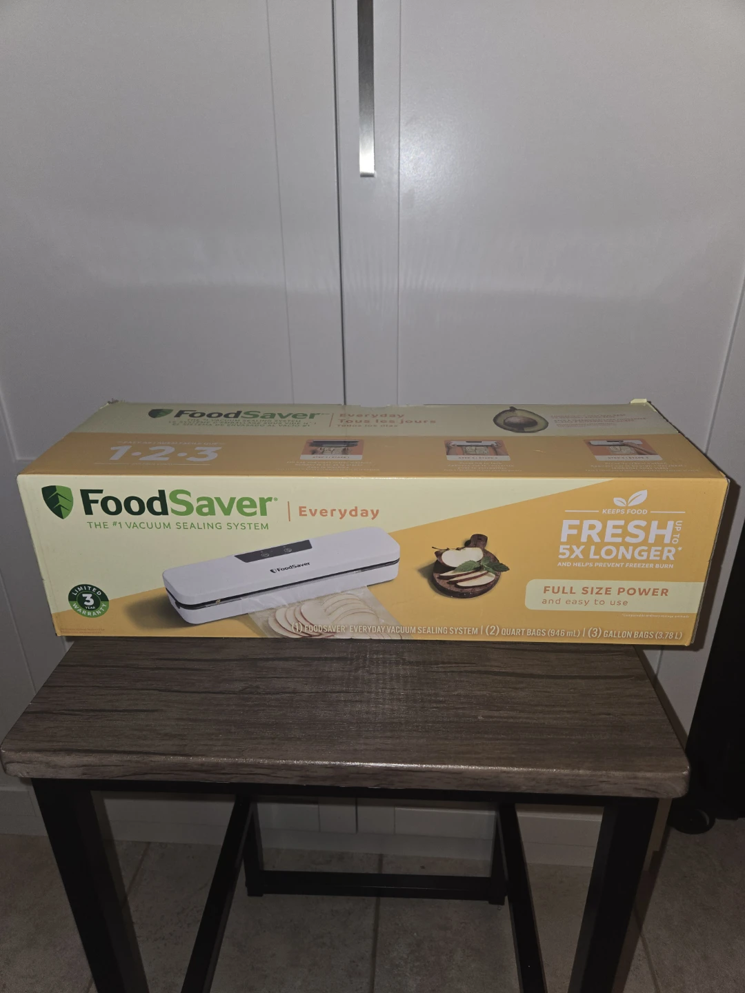 FoodSaver Everyday 1-2-3 Vacuum Sealing System - New