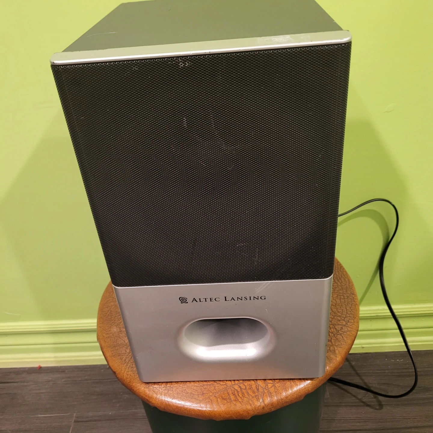Altec Lansing VS4221 Subwoofer