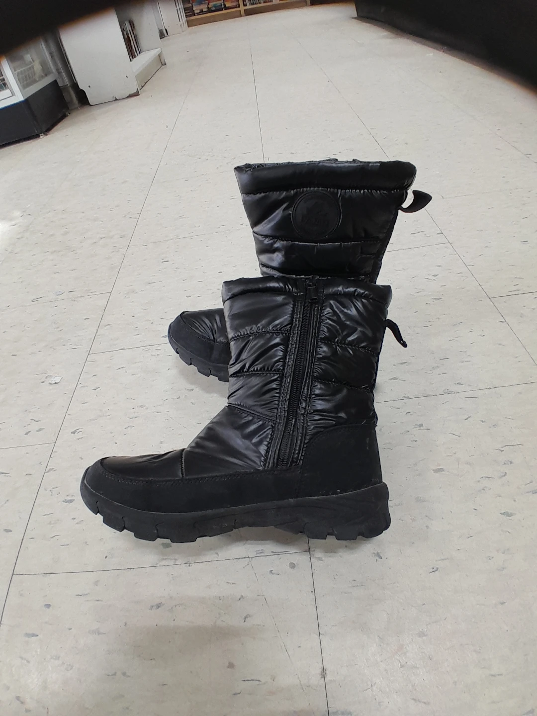Pajar Black Winter Boots Women's Size 8 - photo 4