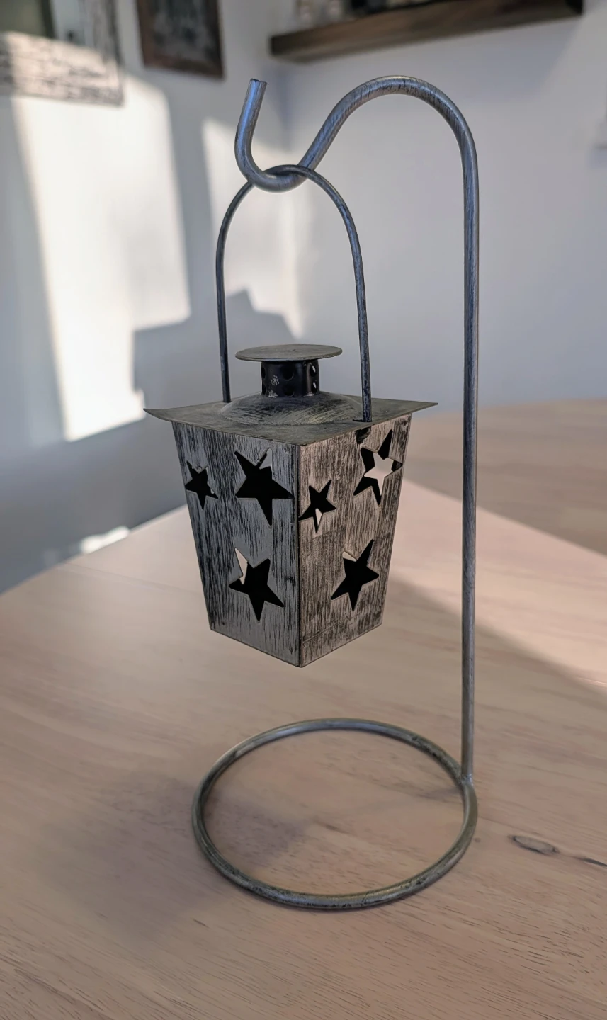 Star Tealight Candle Lantern on Metal Stand