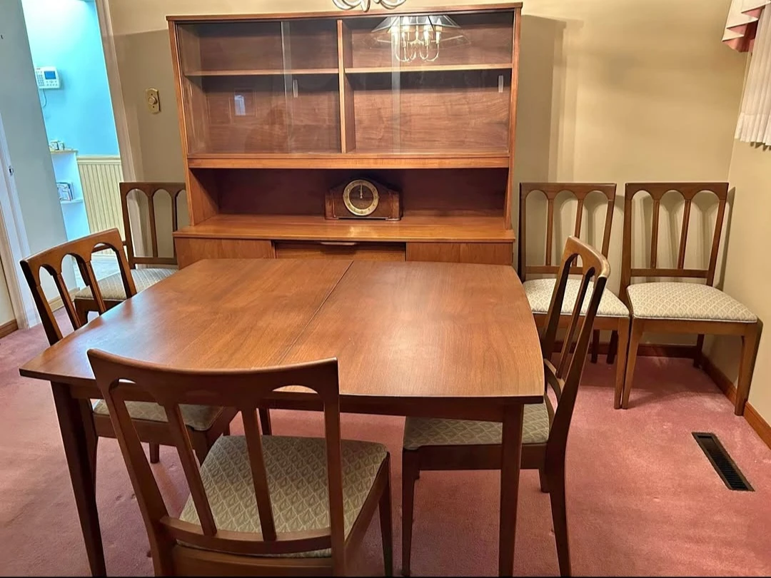 Solid Walnut Wood Vintage Mid-Century Modern Dinning Room Set