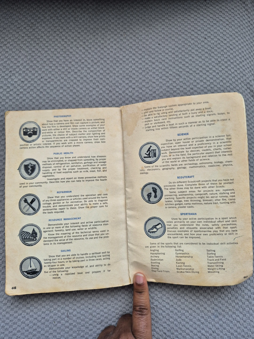 Vintage Canadian Scout Handbook - photo 3