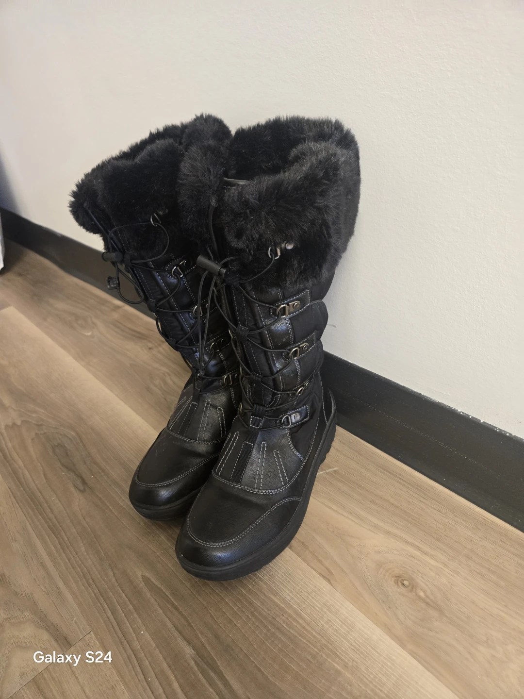 Black Winter Boots with Faux Fur Trim - photo 2