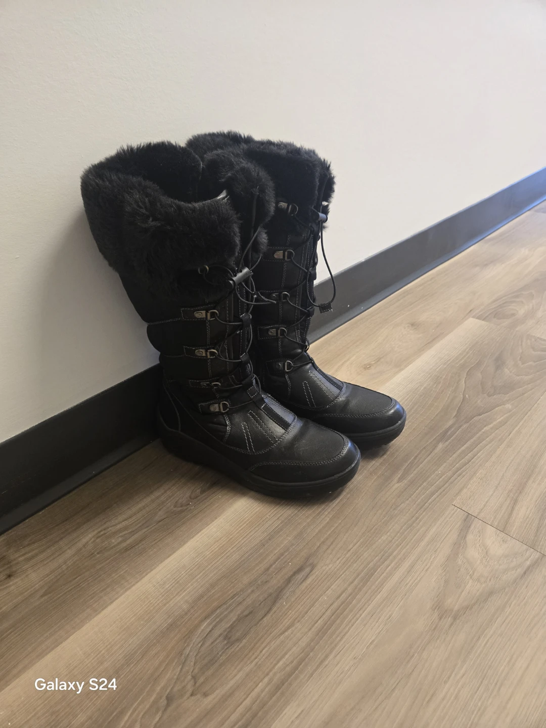 Black Winter Boots with Faux Fur Trim - photo 3
