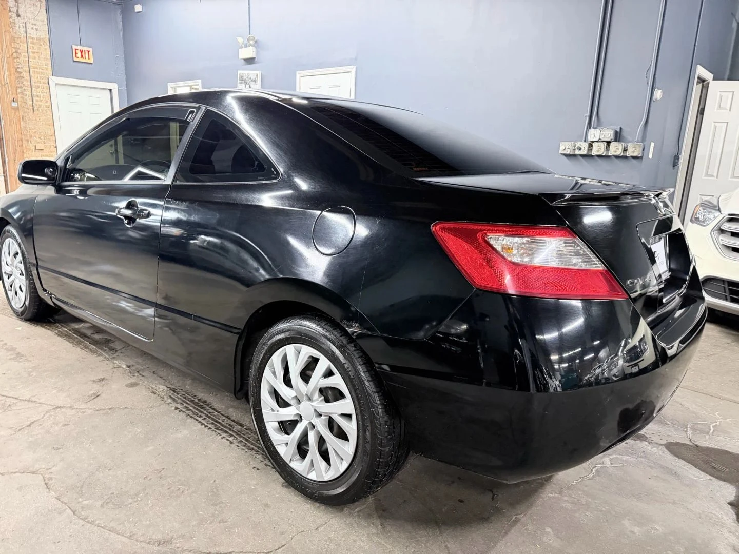 **2009 HONDA CIVIC** RUNS AND DRIVES GREAT - photo 3