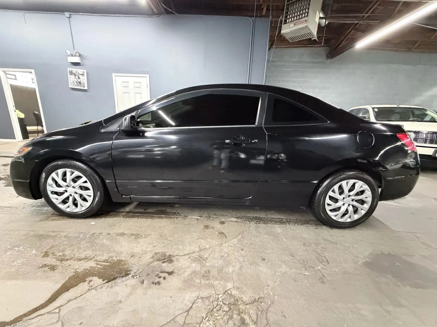 **2009 HONDA CIVIC** RUNS AND DRIVES GREAT - photo 5