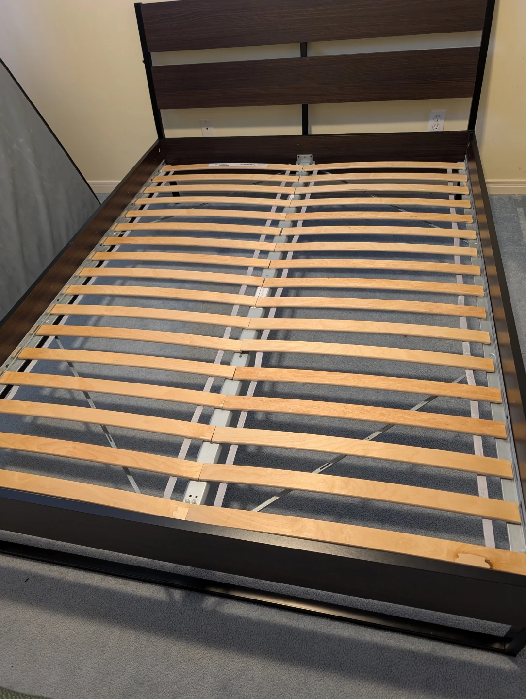 IKEA Malm Bed Frame with Luroy Slats - Queen Size - photo 2