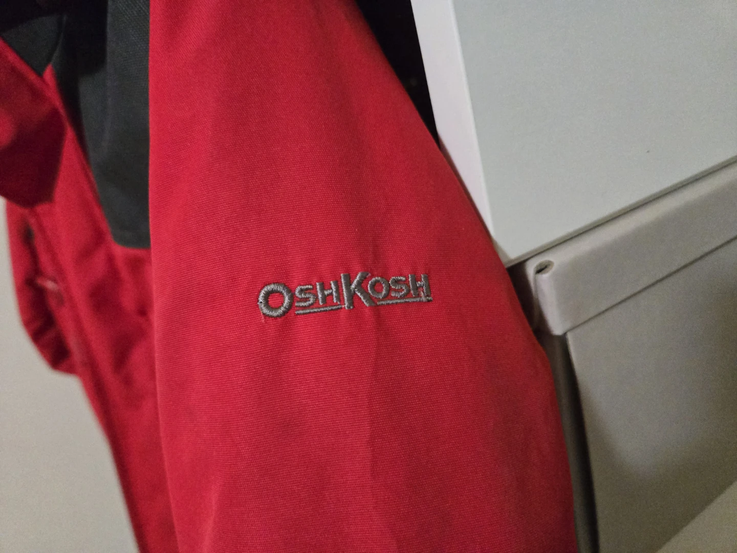 OshKosh Red Winter Coat Size 8 - photo 2