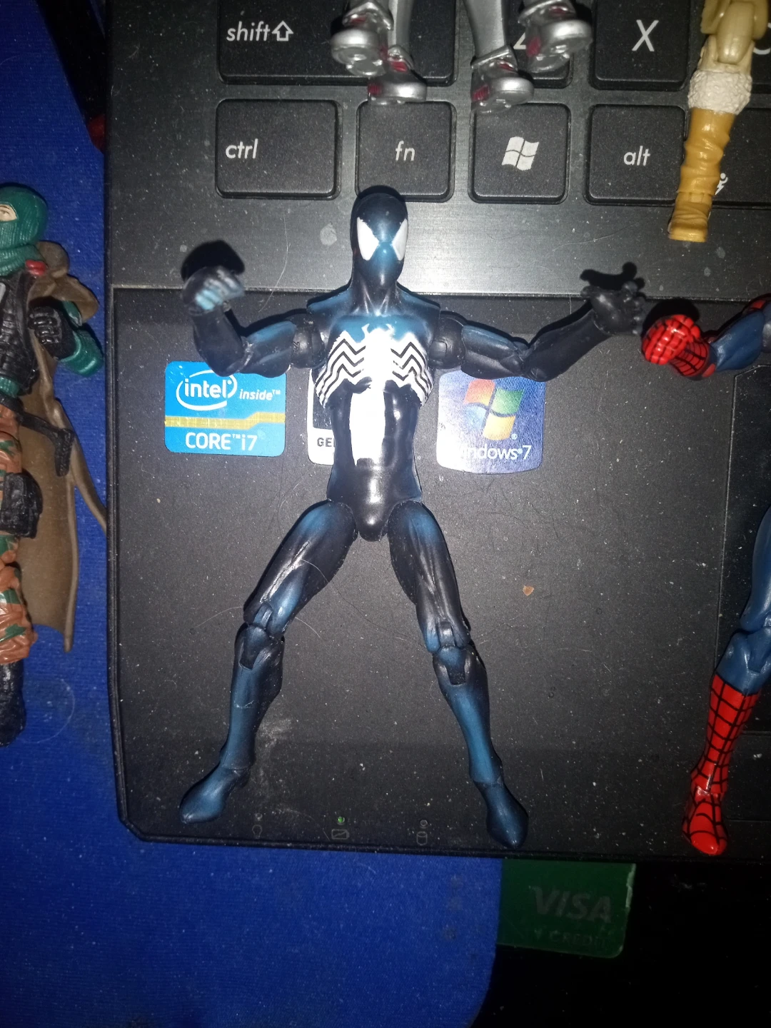 Amazing "Marvel Universe Black Spider-Man Action Figure,4"in