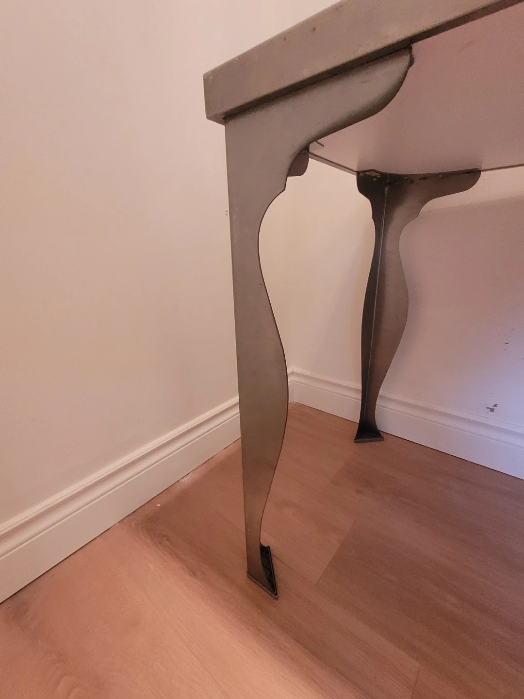 Desk/Table - photo 4