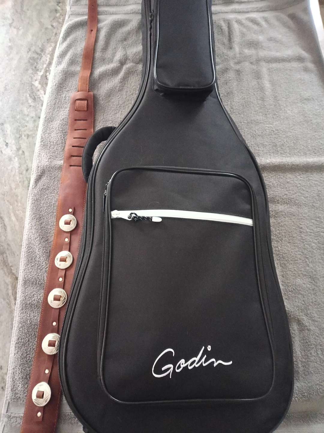 Godin multiac acoustic  Guitar w/ Case - photo 2