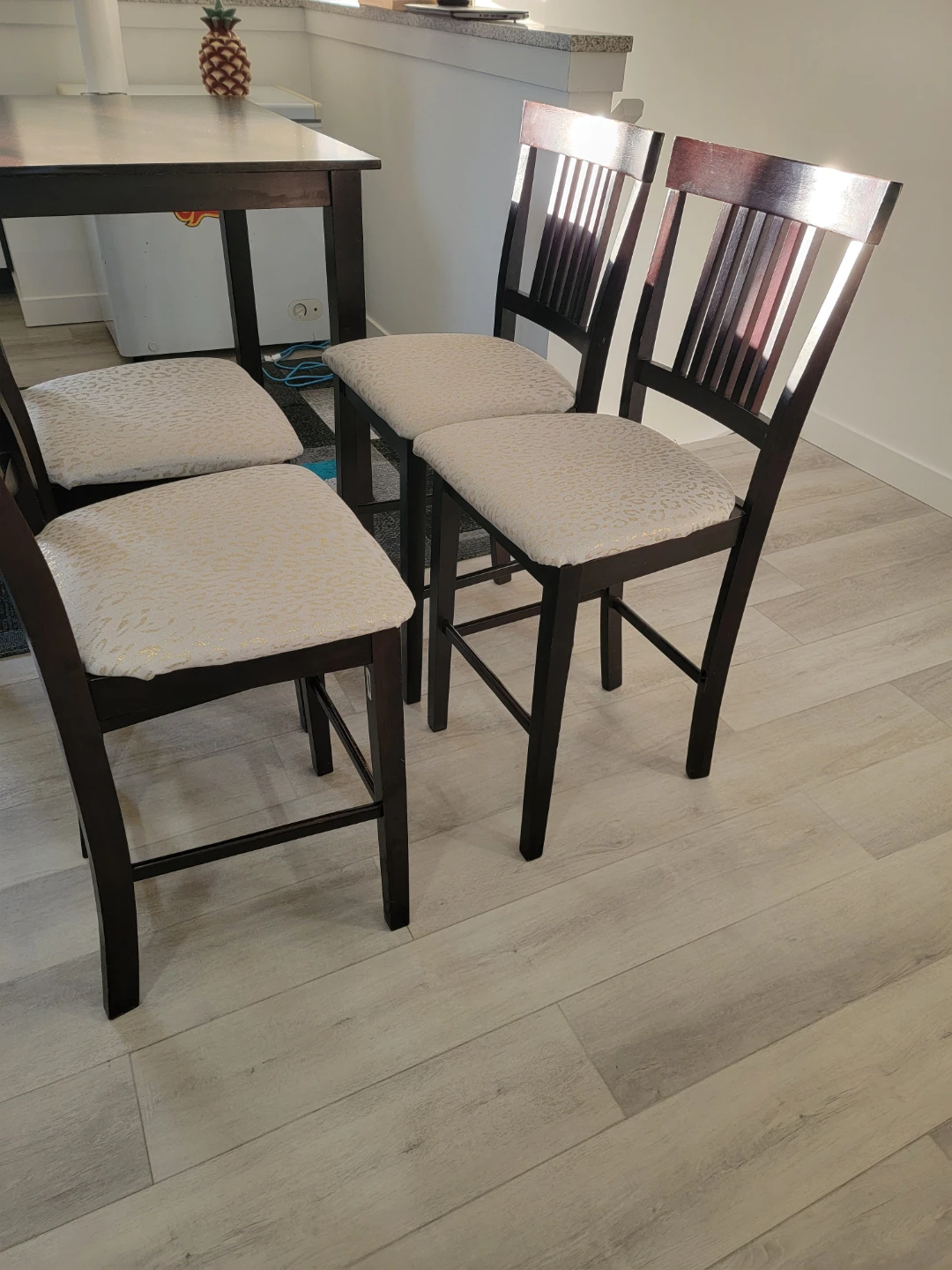 Set of 4 Dark Wood Counter Height Chairs with Patterned Seats - photo 4