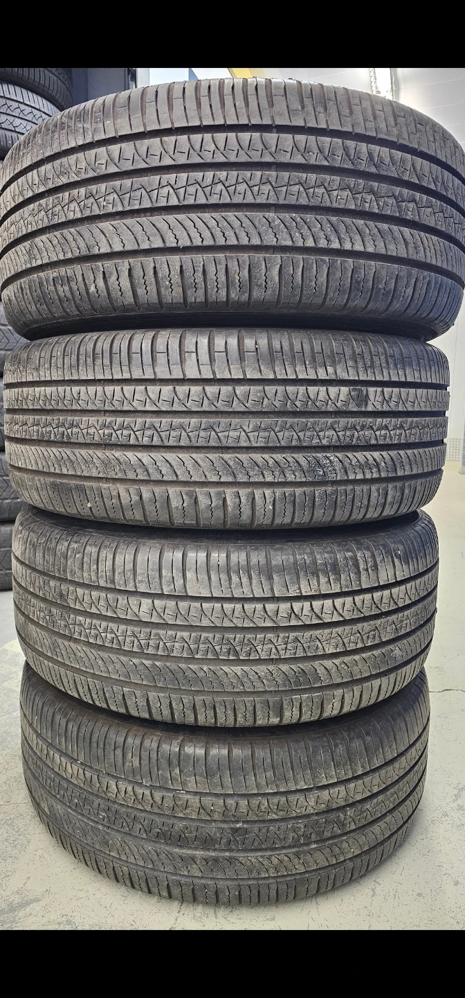 22" VOLVO XC90 O.E.M RIMS AND ALL SEASON TIRES 275/35 R22 - photo 4