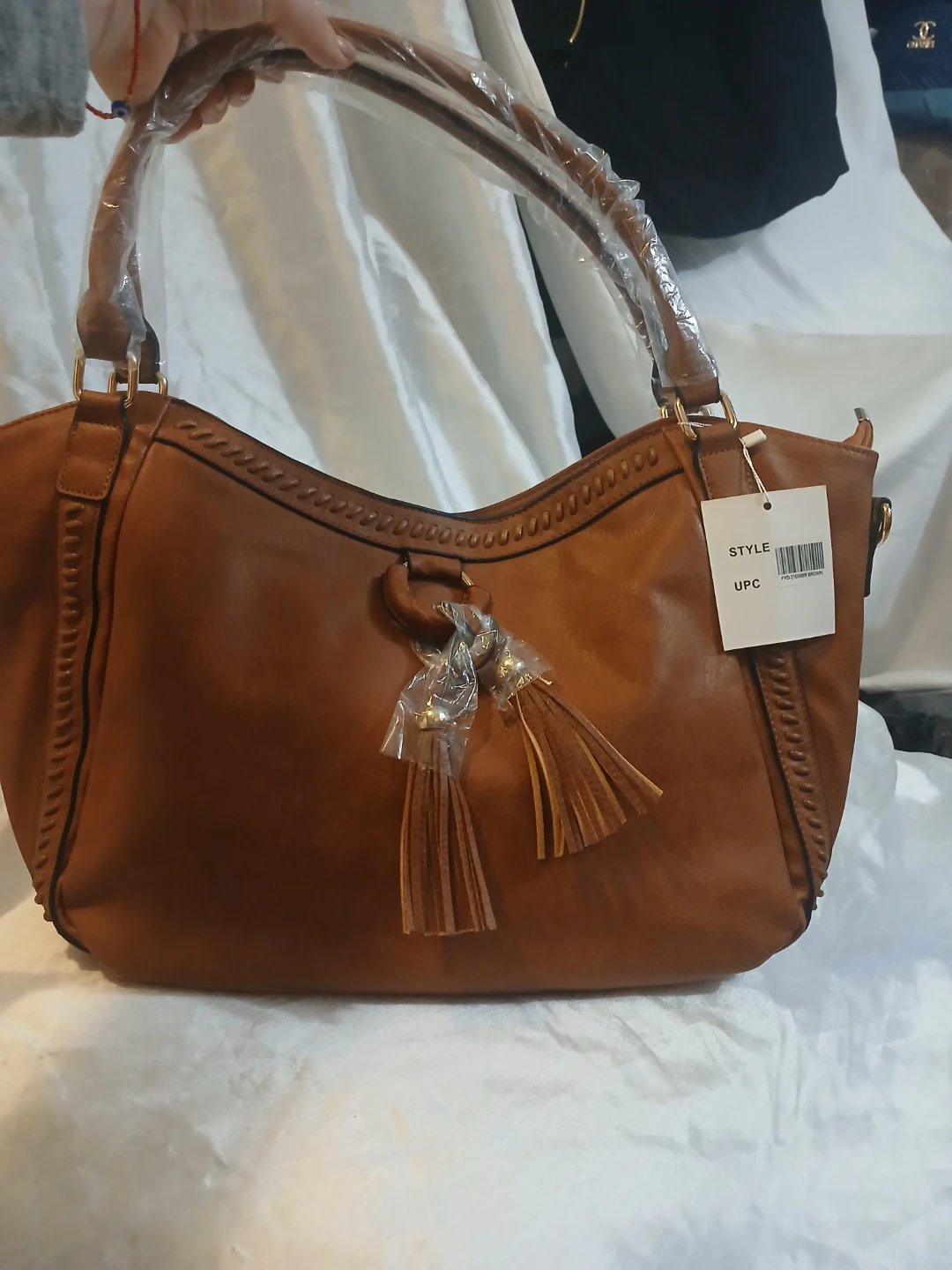 Bolso elegante grande de dama  nuevo cuero sintético
