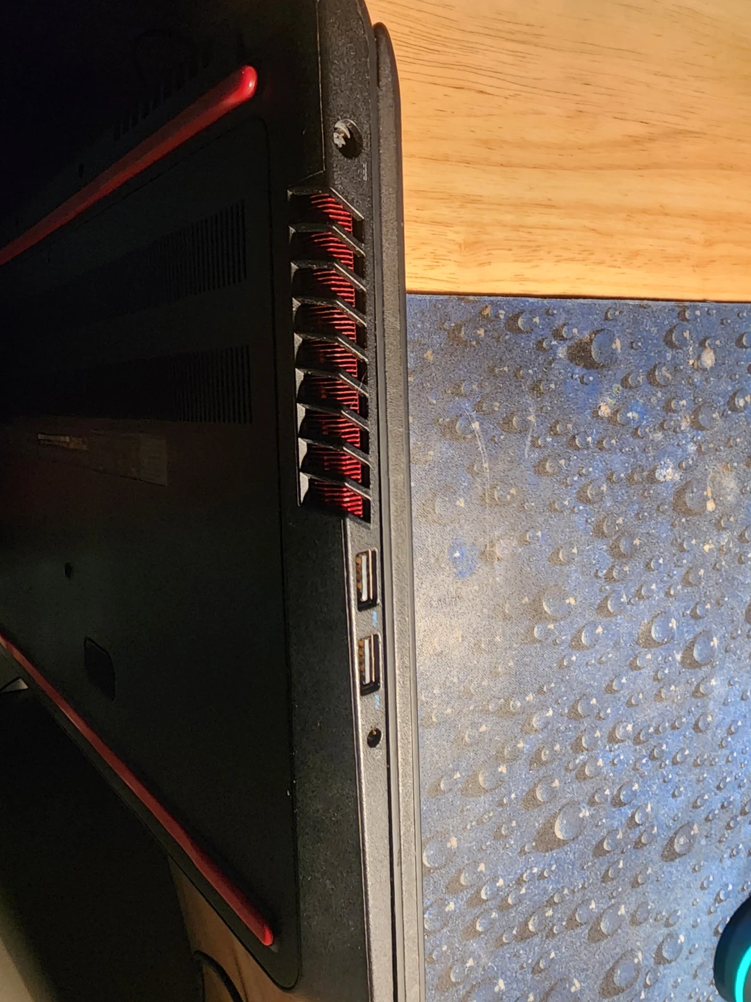 Gaming laptop - photo 4