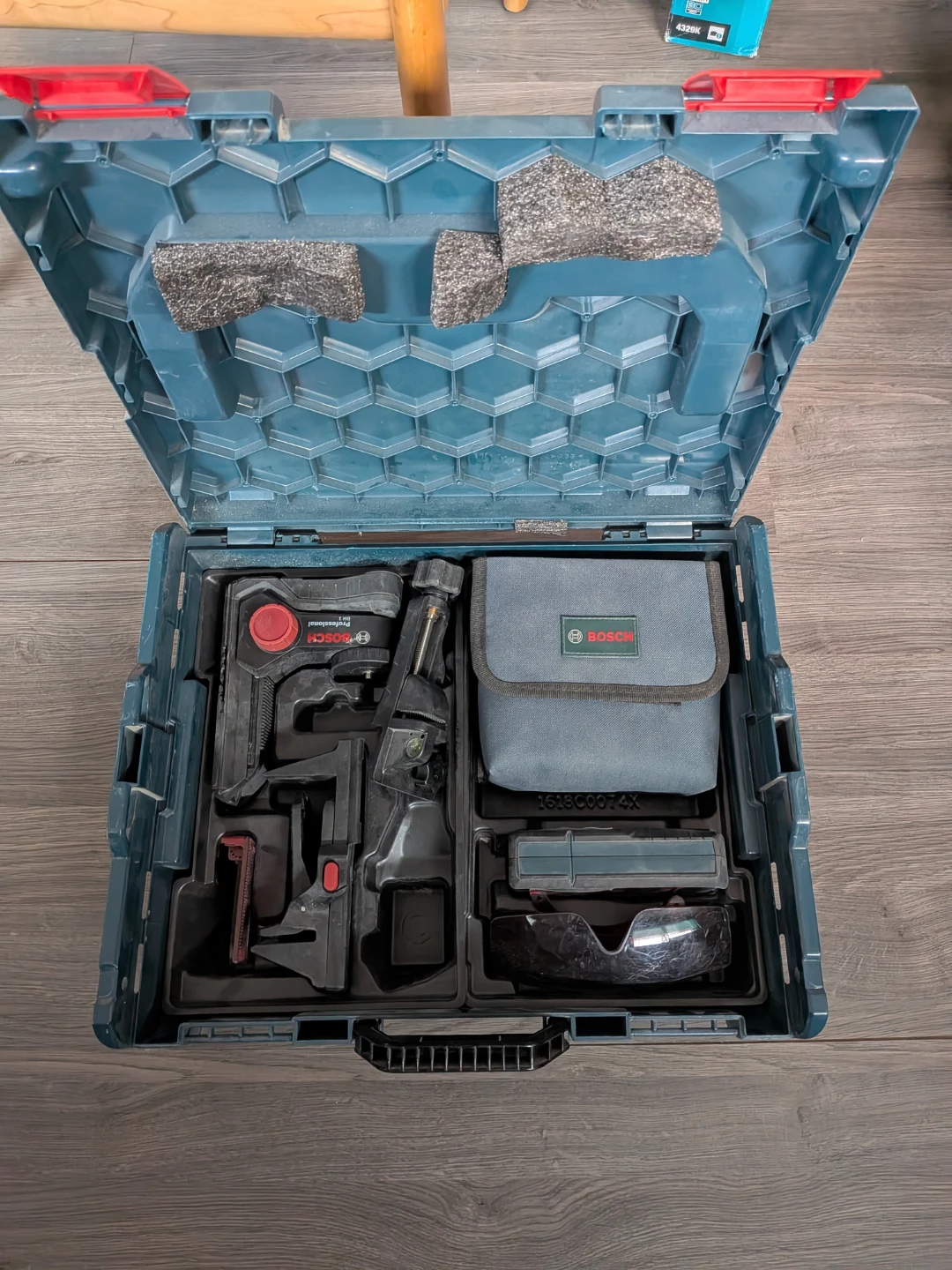 Bosch GLL 3-80 Laser Level