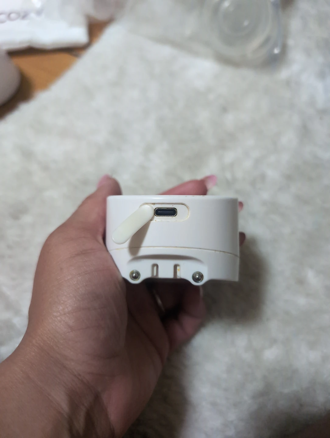 Momcozy Wearable Breast Pump Parts & 2 Motors - photo 3