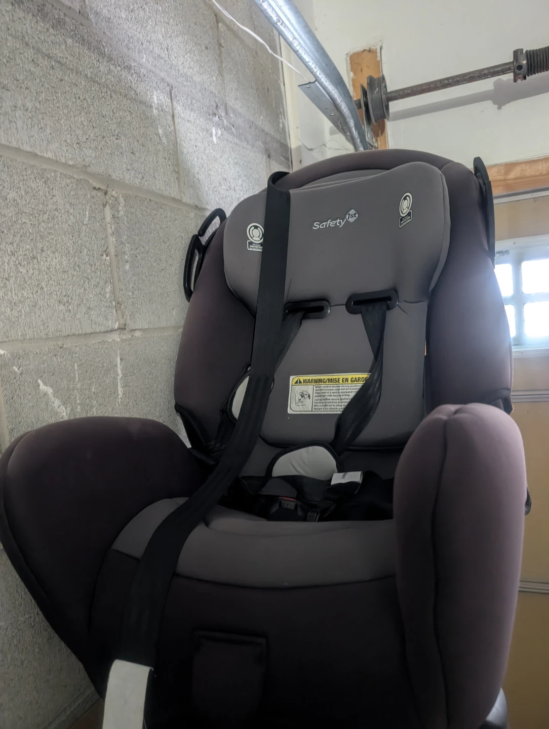 Safety 1st Convertible Car Seat