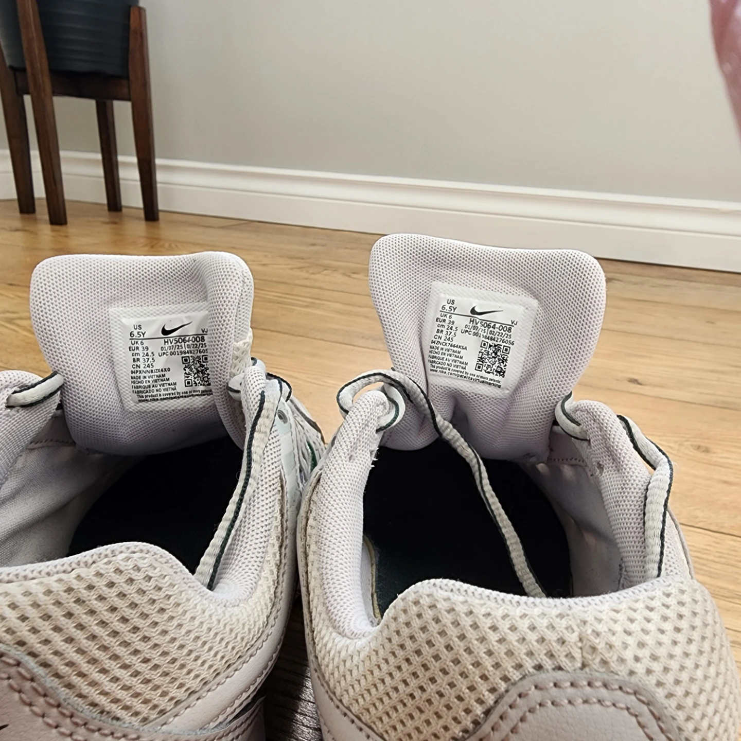 Nike P-6000 Sneakers - US 6.5