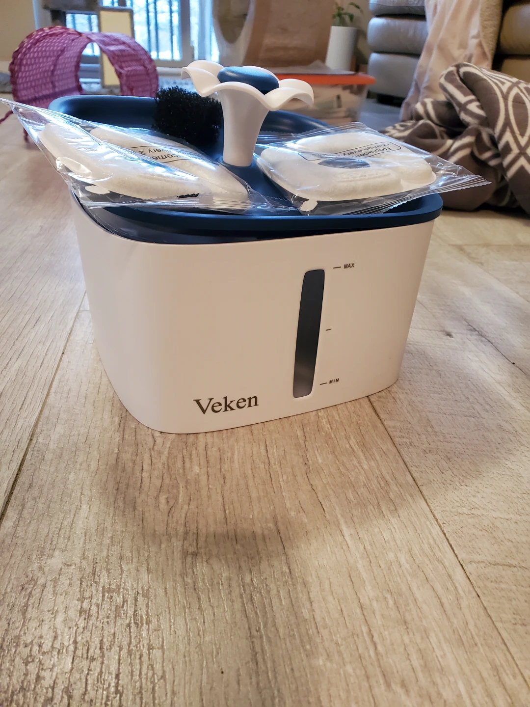 Veken Pet Fountain with Filters - photo 2