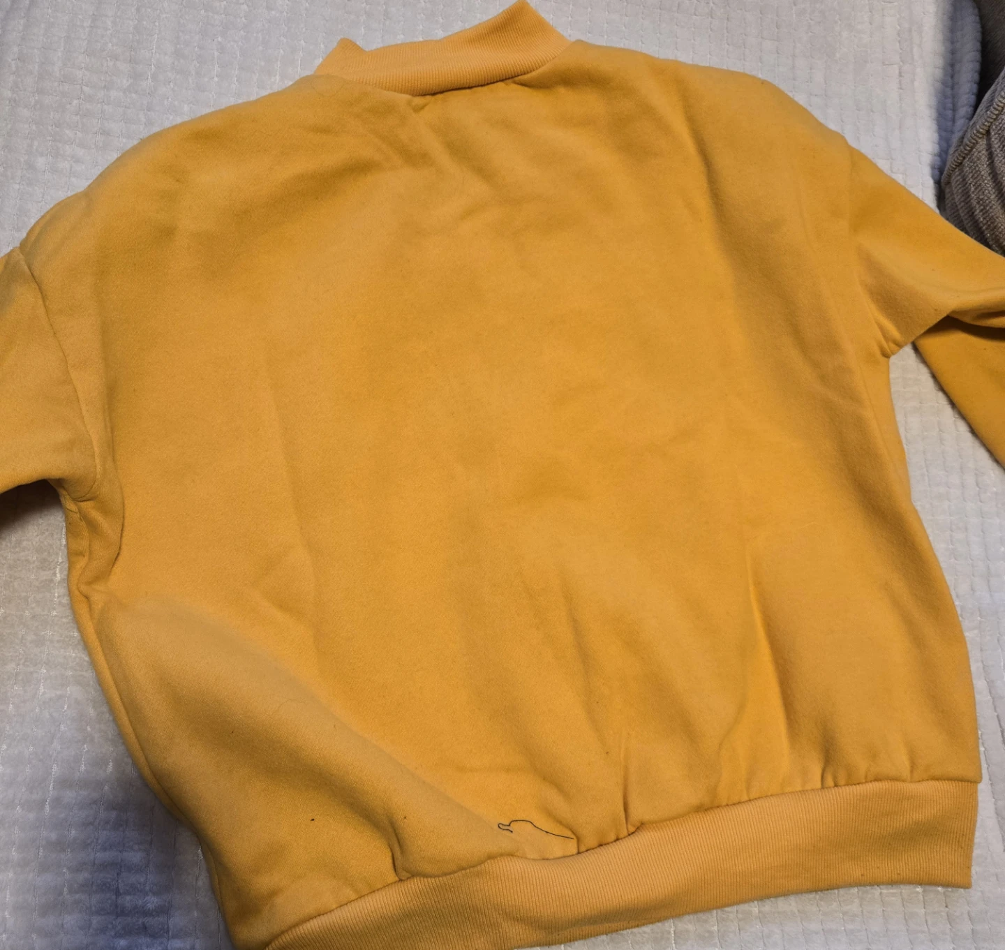 Yellow Duck Graphic Sweatshirt - photo 2