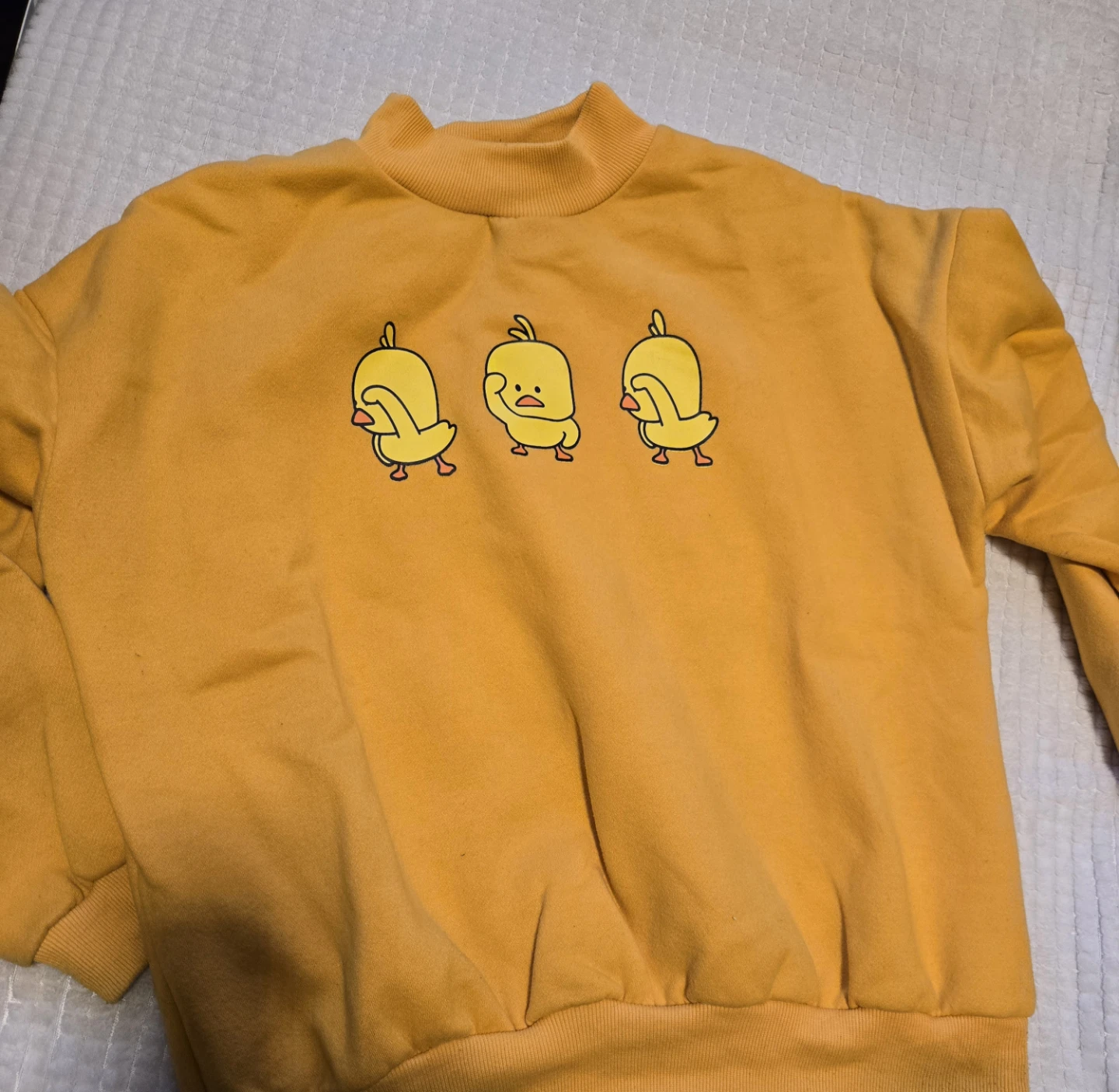 Yellow Duck Graphic Sweatshirt - photo 3