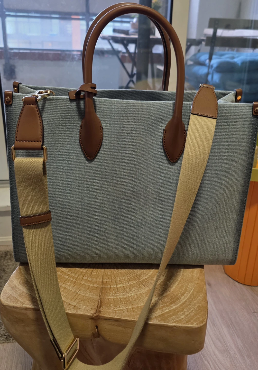 Michael Kors Mirella Denim Tote Bag - photo 3