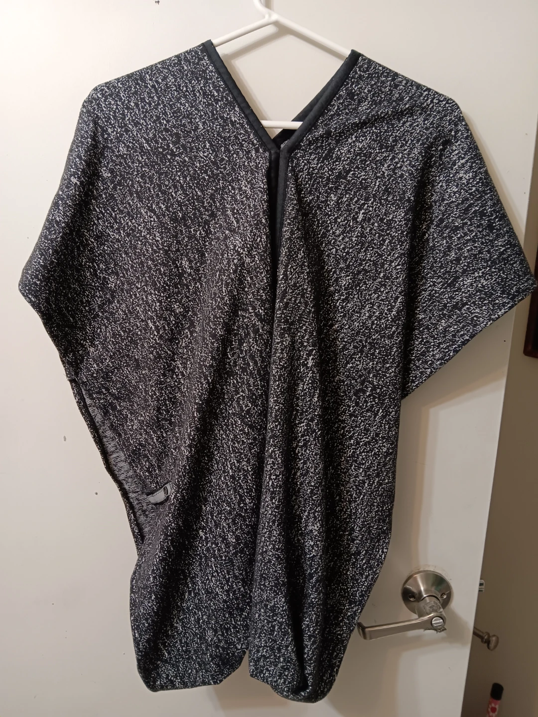 Lululemon Grey Infinity Scarf!! - photo 4