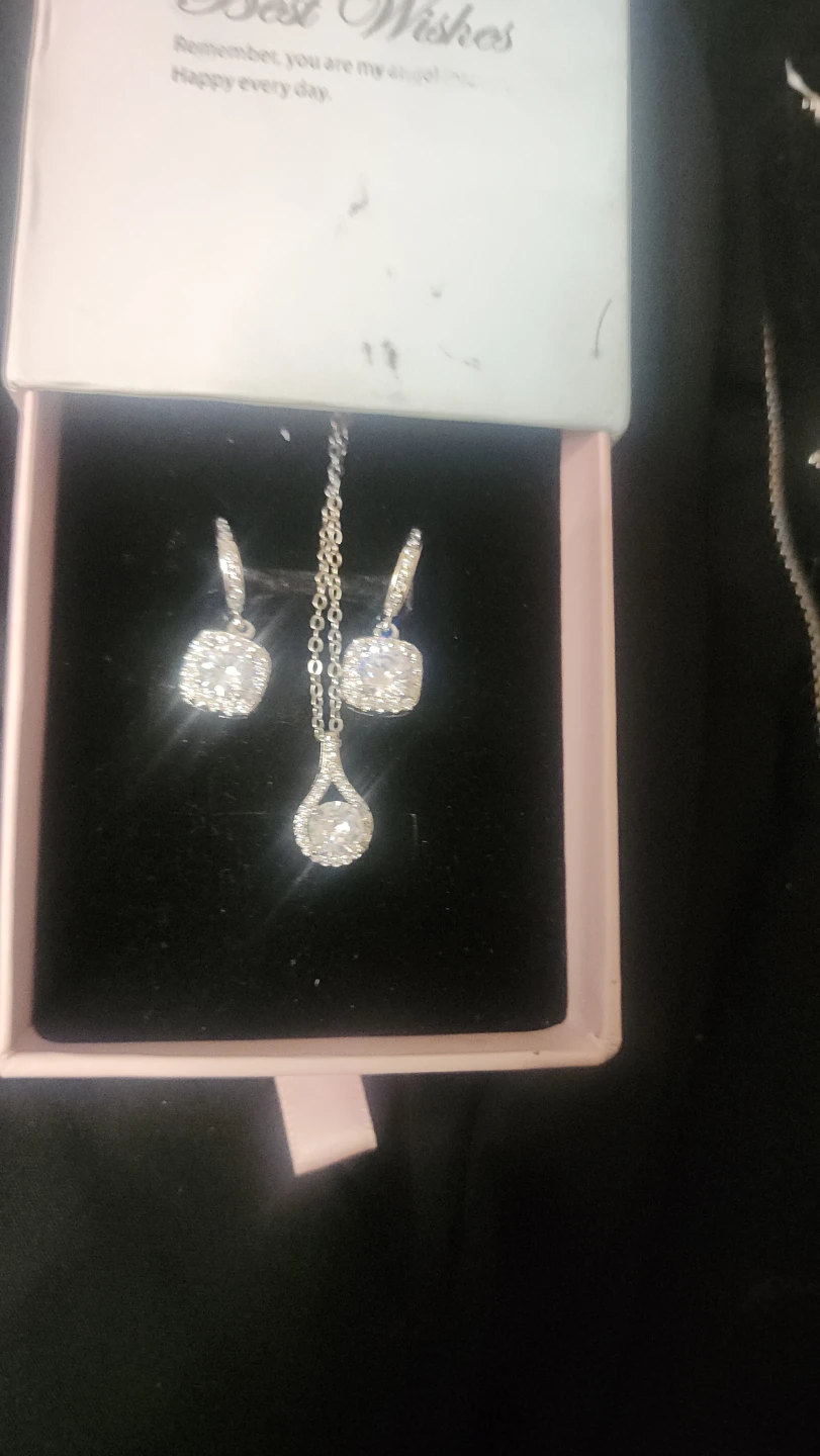 Necklace & Earrings Set