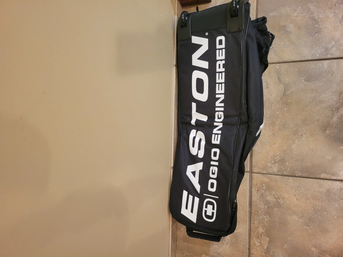 Baseball or Softball wheeled bag - photo 3