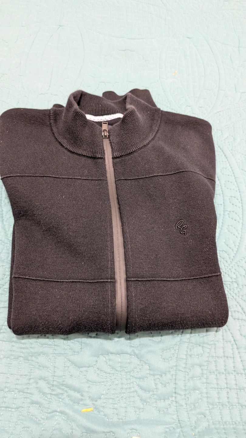 Roots Zip-Up Cardigan - Black and Large