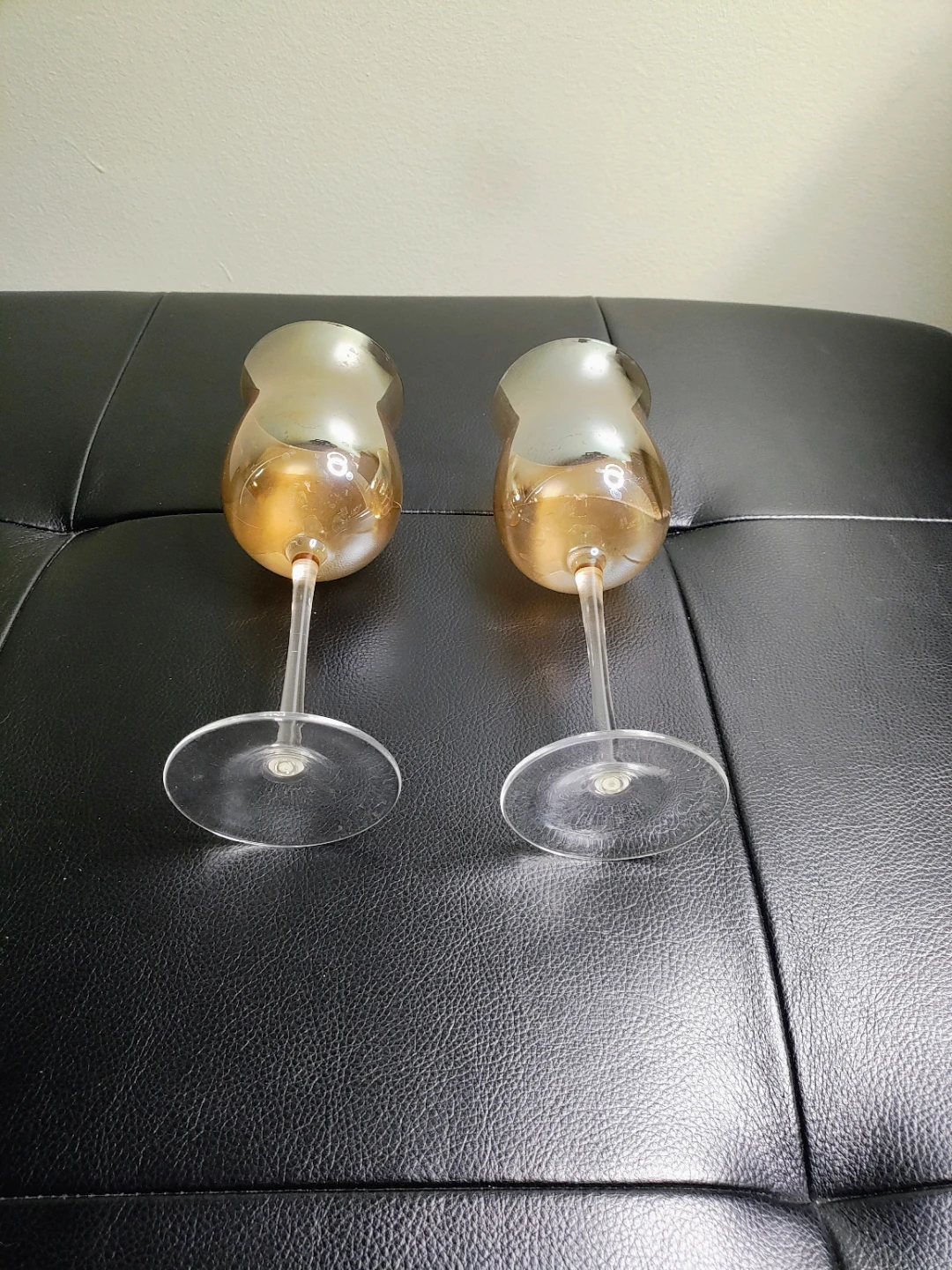 Pair of Amber Stemmed Wine Glasses - photo 5