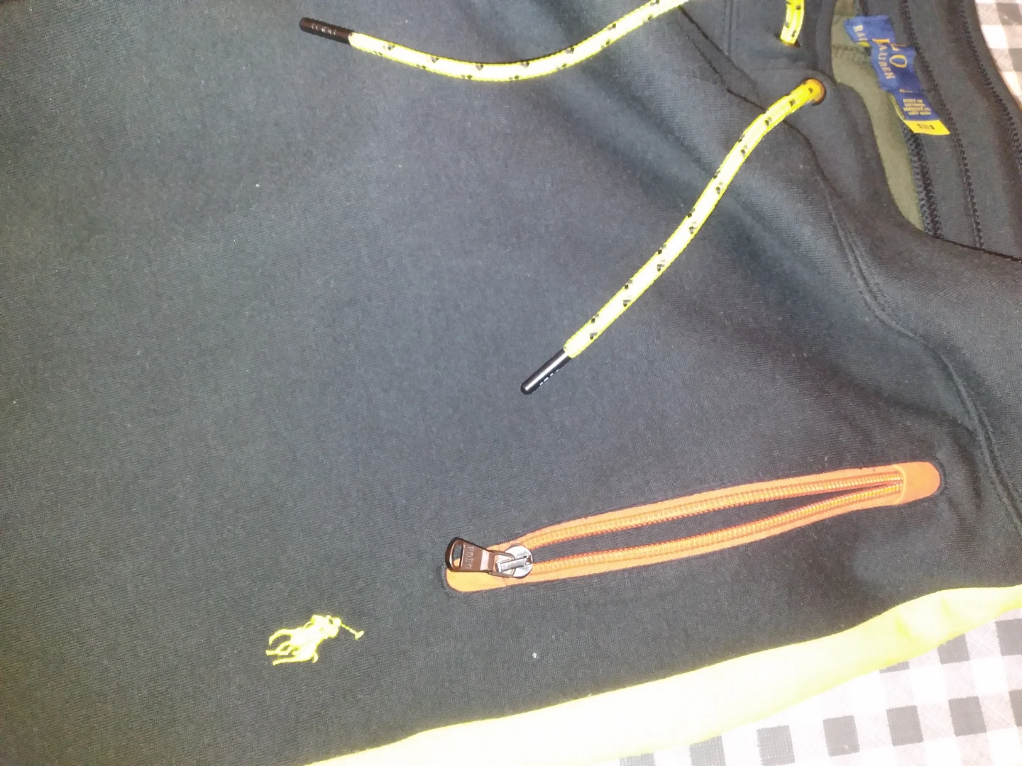Track suit size L
