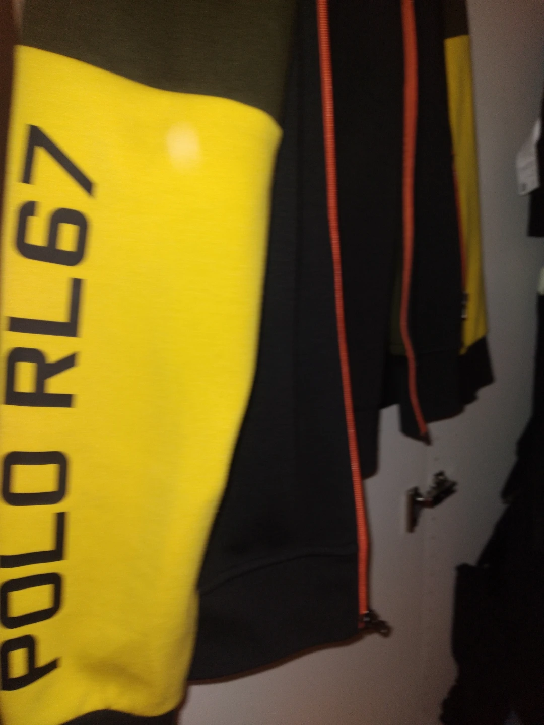 Track suit size L - photo 4