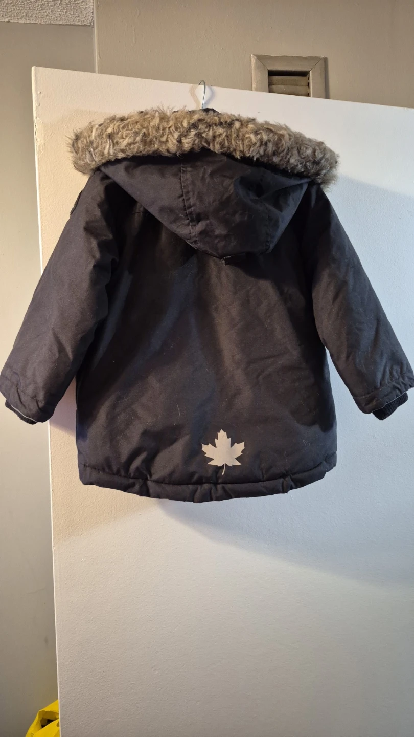 Canadiana Winter Jacket - Size 4T - photo 2