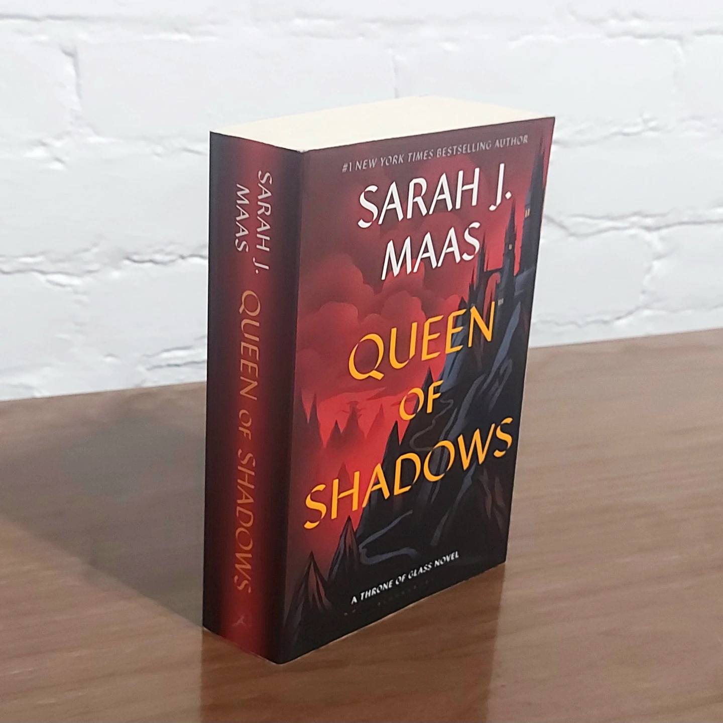 Throne Of Glass series by Sarah J. Maas paperback books - photo 5