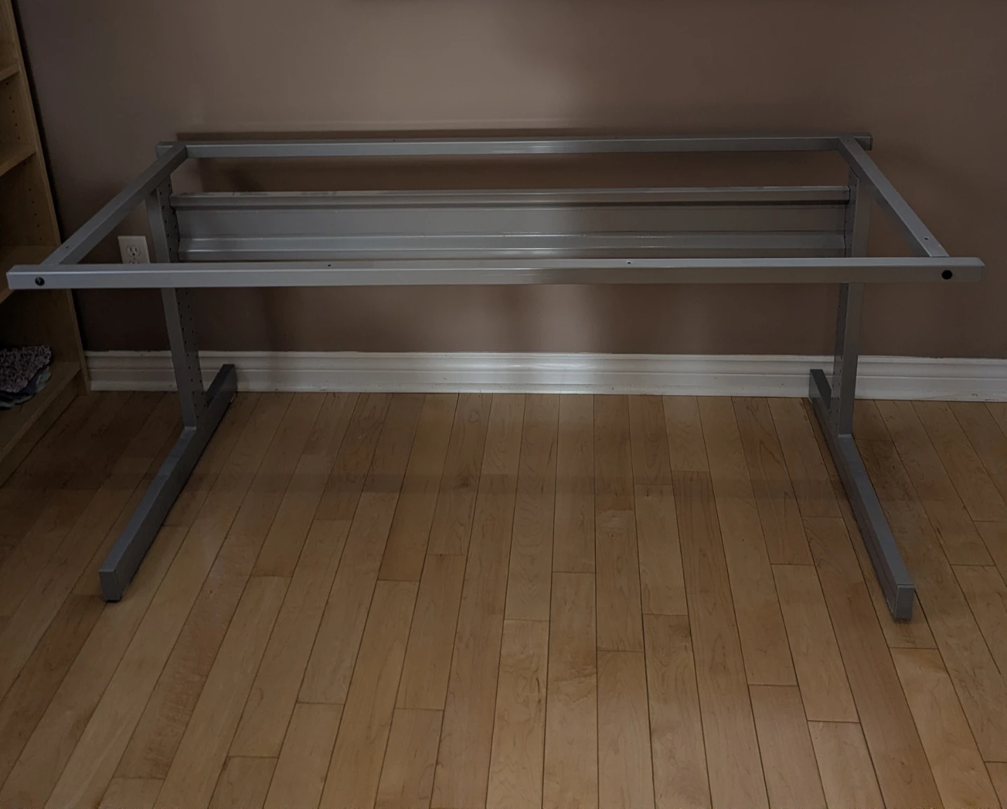 Ikea Adjustable height desk with Wooden Top and Grey Metal Frame - photo 4