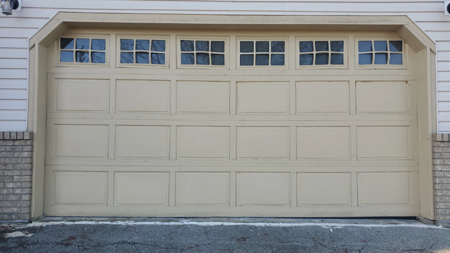 Lift-Master Garage Door Opener 1/3 H.P. with garage door