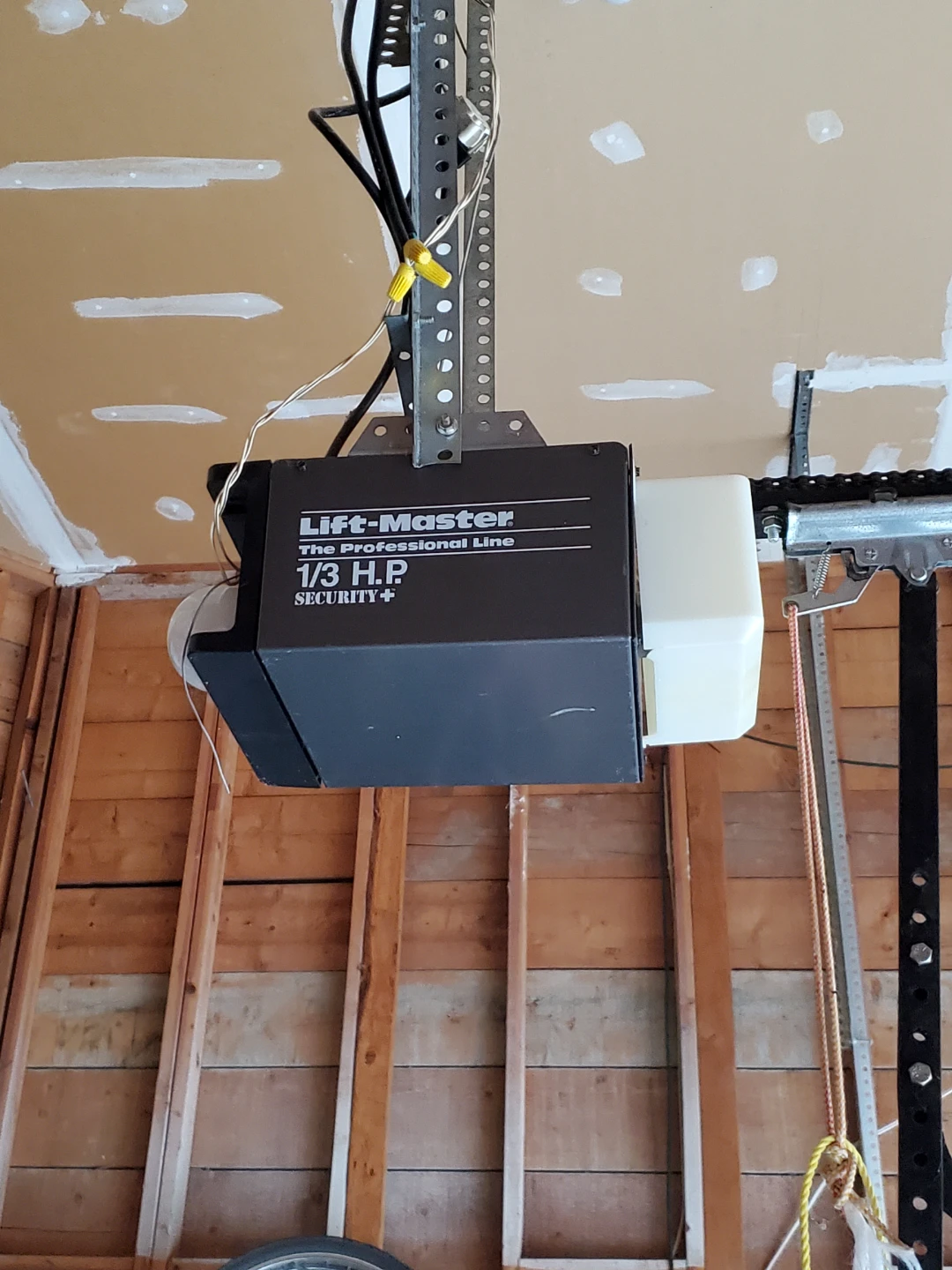 Lift-Master Garage Door Opener 1/3 H.P. with garage door - photo 4